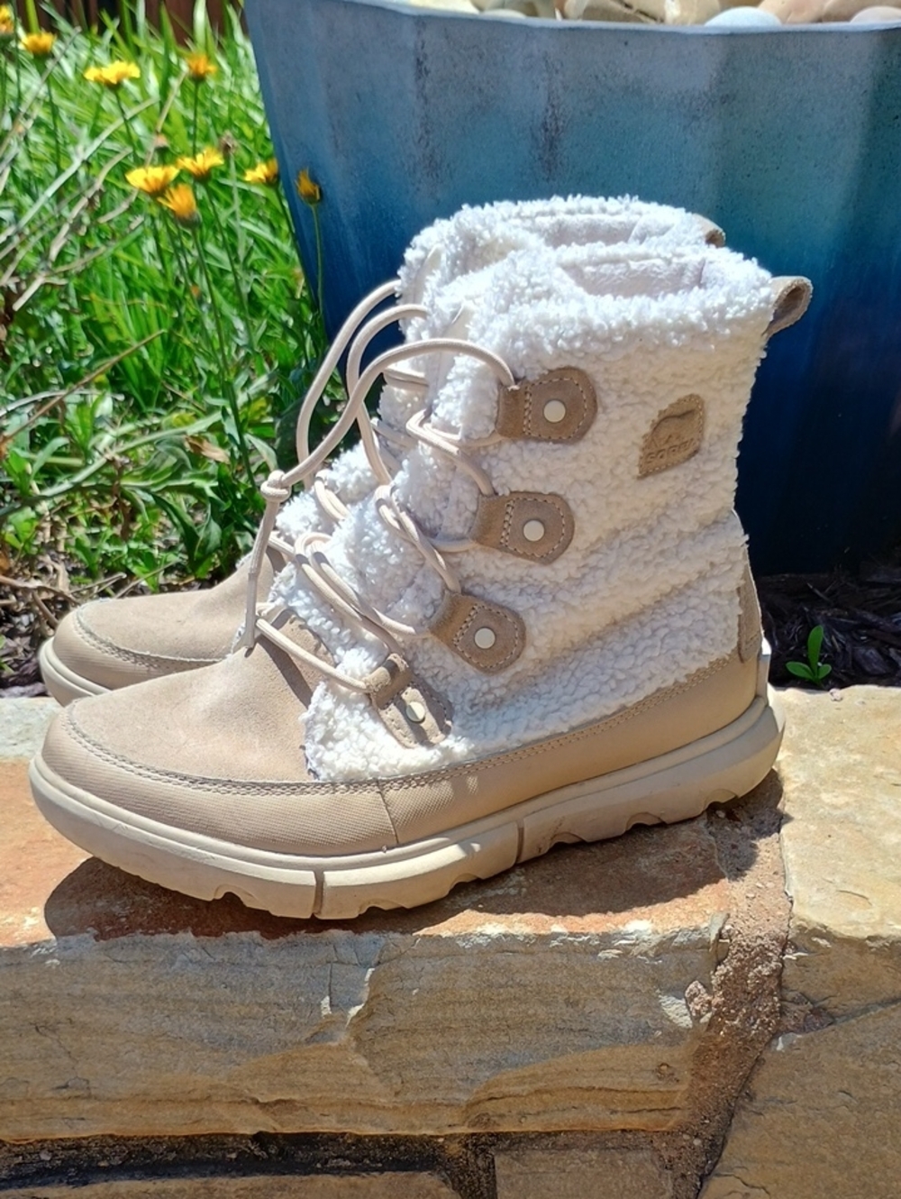 Sorel Lace-Up Sherpa Explorer II Joan Boots Women's Size 10 EUC